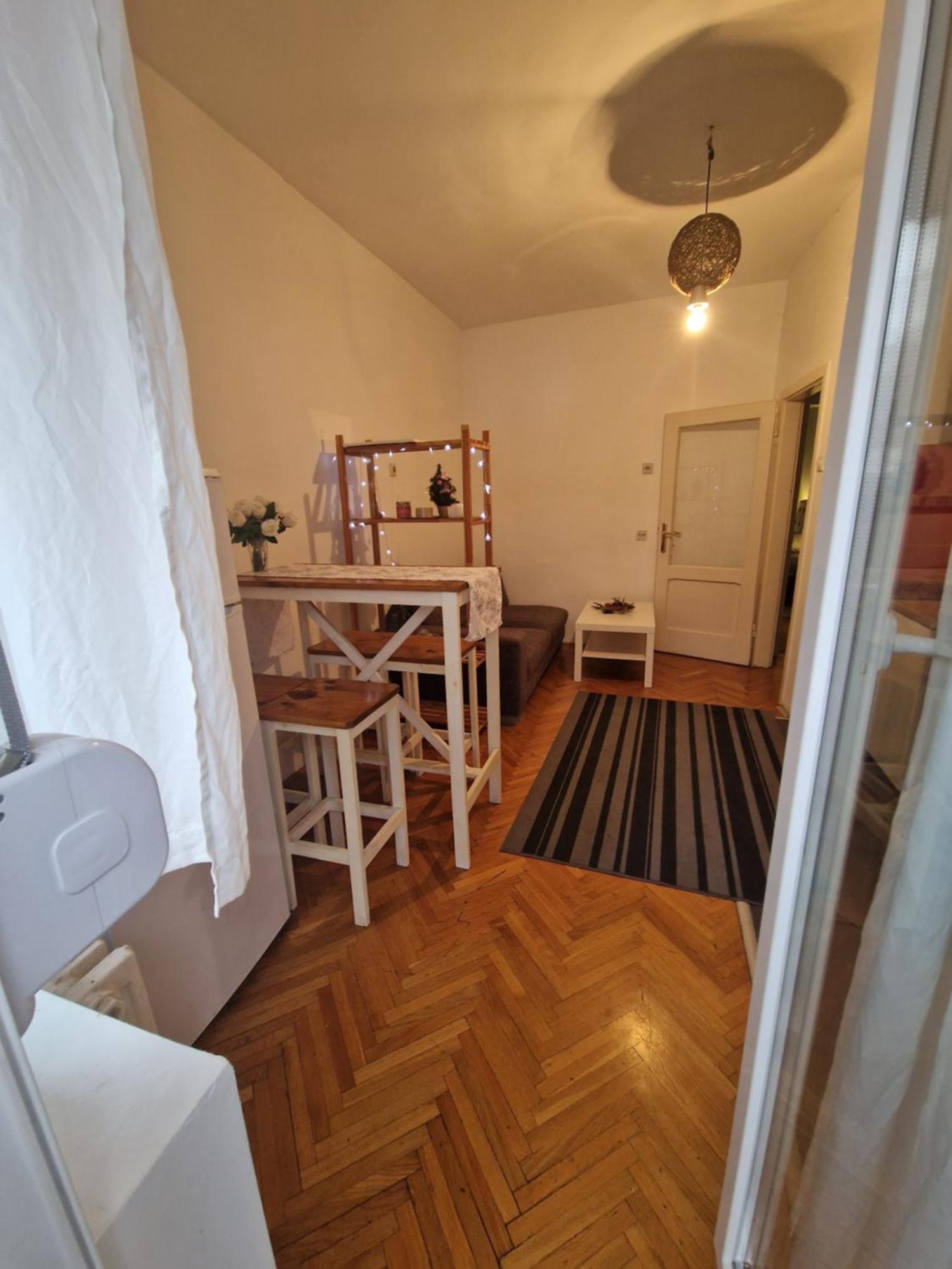 Central Station Private Rooms Beograd Eksteriør billede